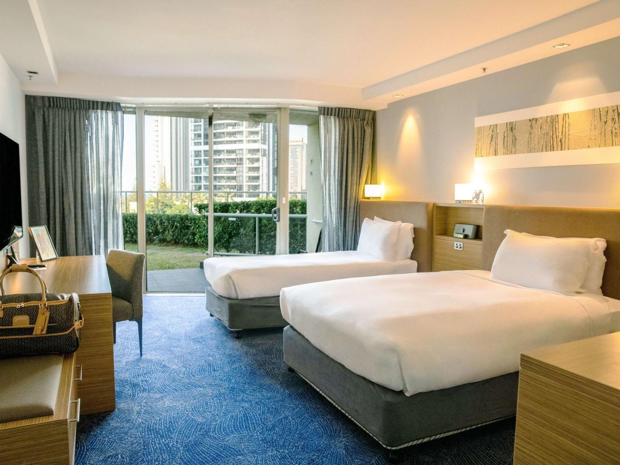 Sofitel Gold Coast Broadbeach Екстериор снимка Deluxe Room