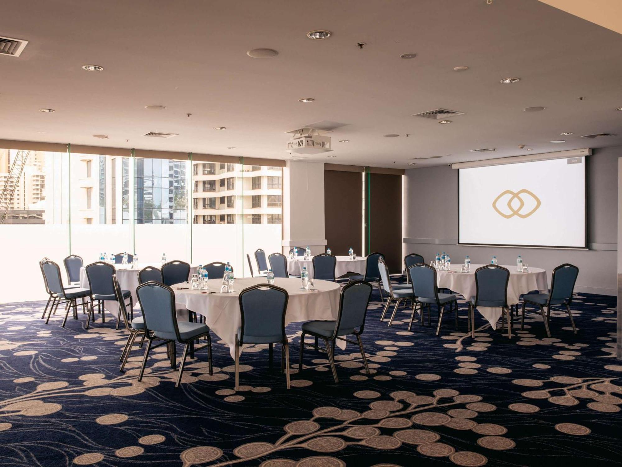 Sofitel Gold Coast Broadbeach Екстериор снимка The Club's boardroom