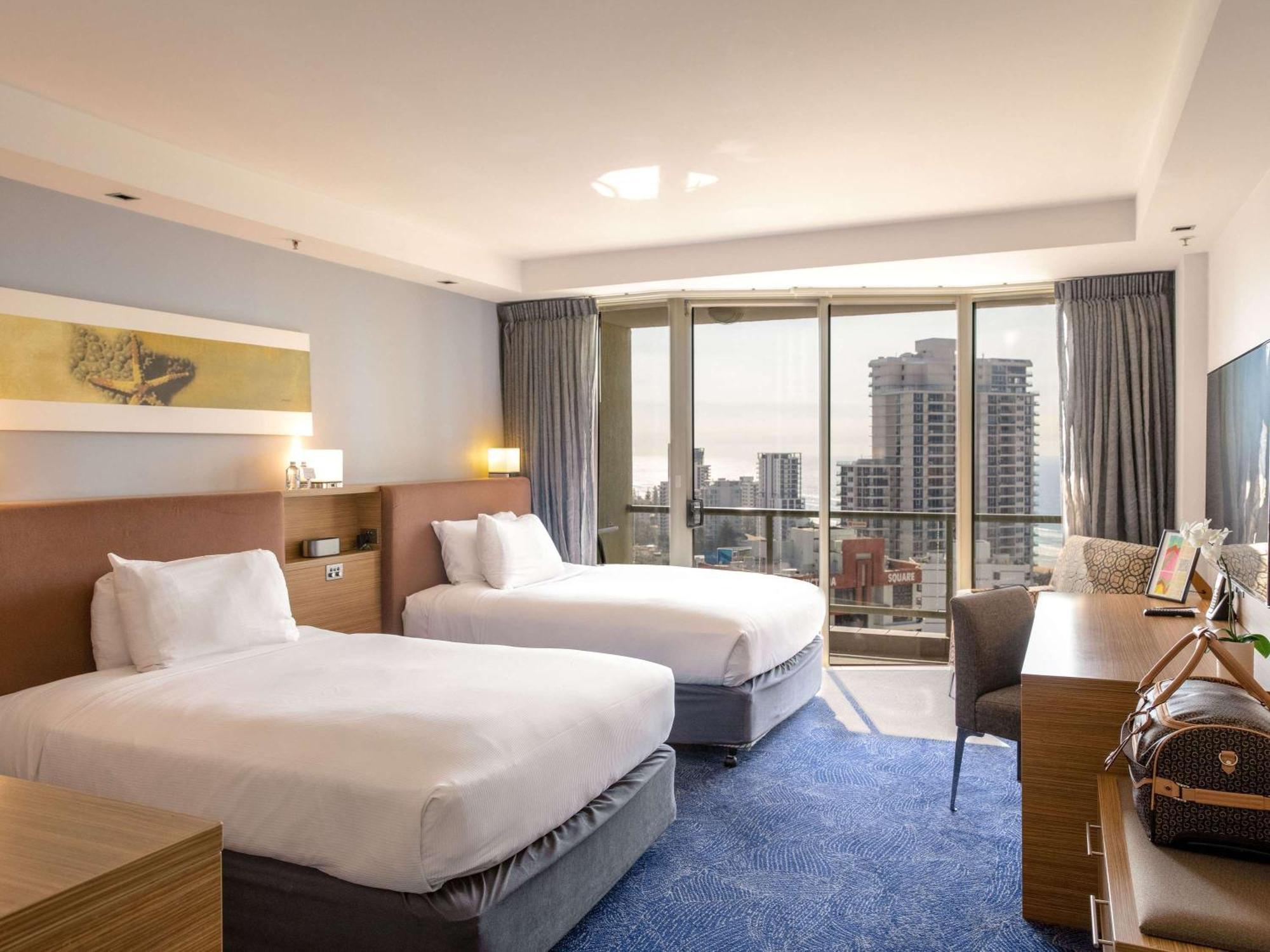 Sofitel Gold Coast Broadbeach Екстериор снимка Deluxe Room