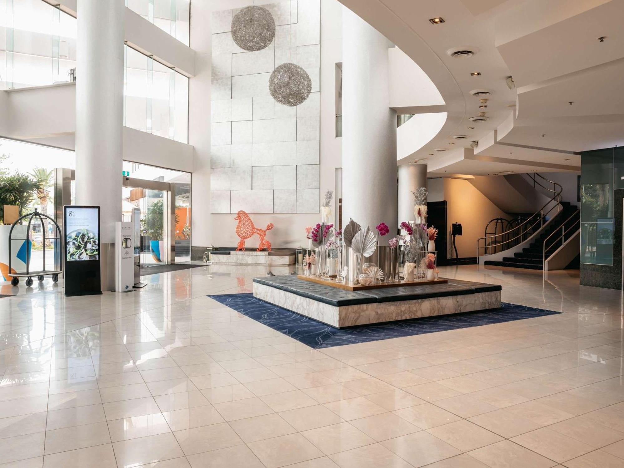 Sofitel Gold Coast Broadbeach Екстериор снимка Lobby